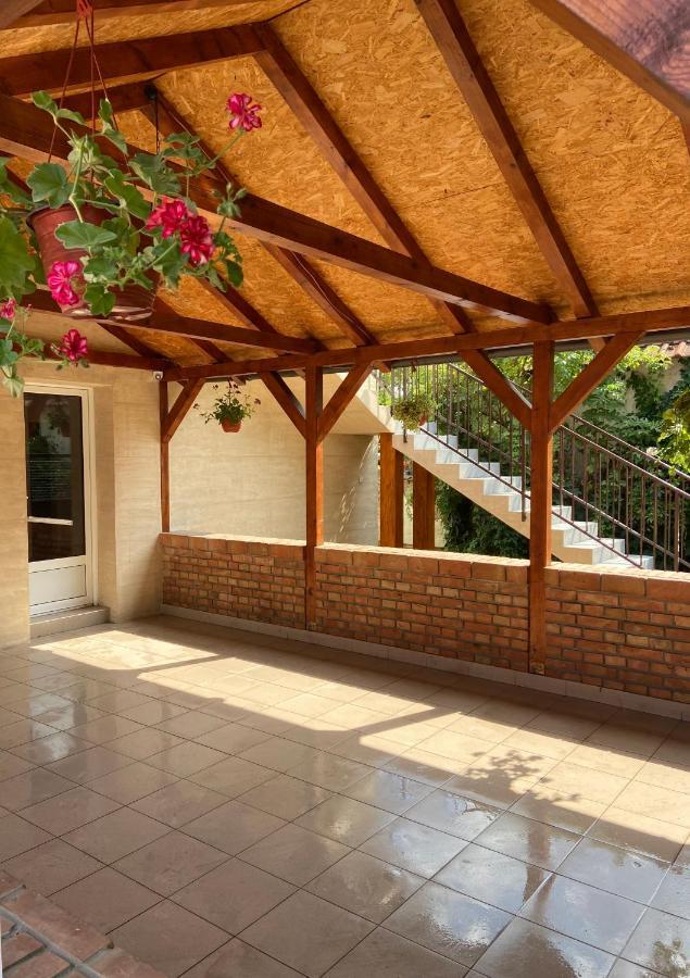 Omis Rooms Pančevo 외부 사진