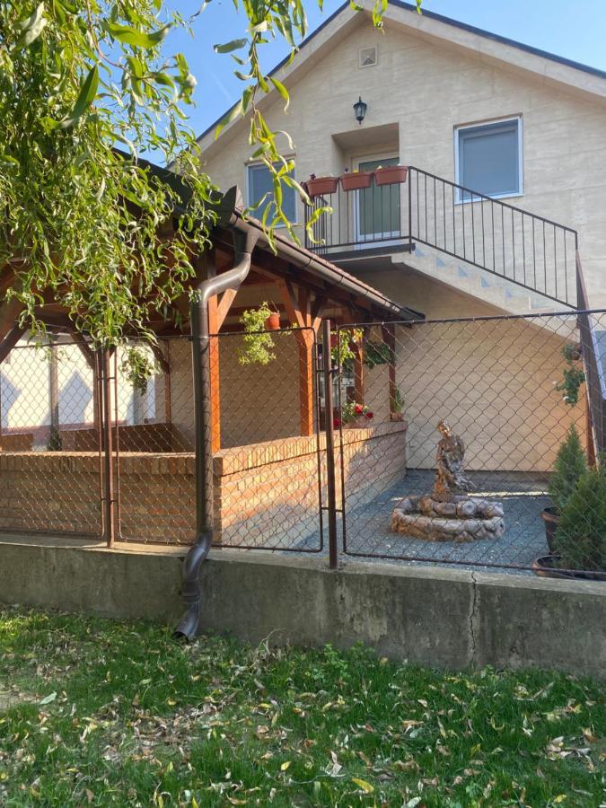 Omis Rooms Pančevo 외부 사진